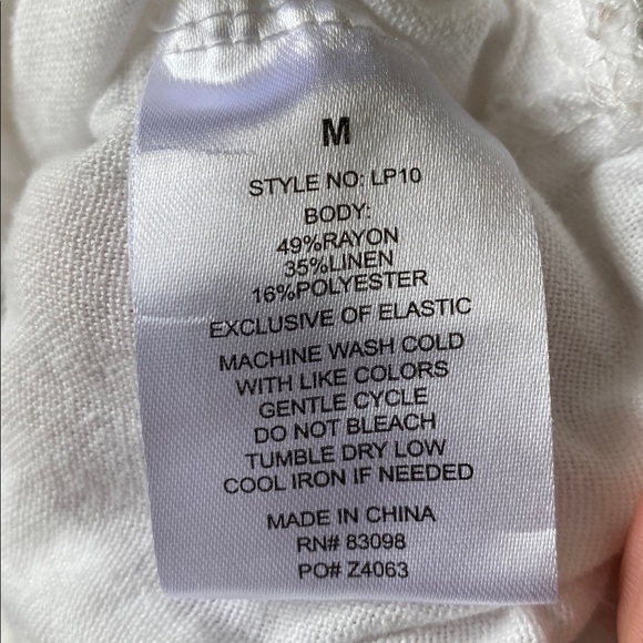 C Sono White Textured pants - Picture 9 of 10